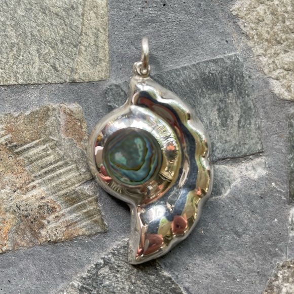 Mother of Pearl Sterling Silver pendant - Picture 5 of 10